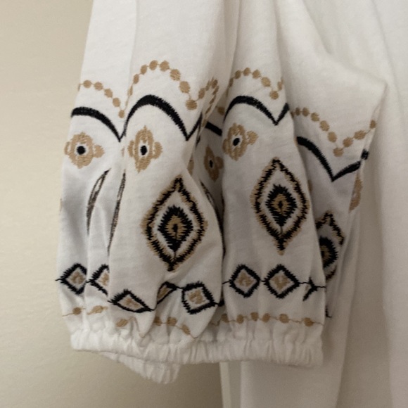 LOFT White Embroidered Sleeve Shirt XL. NWOT - Picture 3 of 5